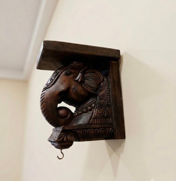 Elephant Head wall bracket with slab (1pc)